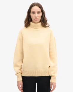 Merino Wool Turtleneck - Soft Yellow